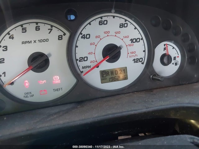 2002 FORD ESCAPE XLT CHOICE VIN: 1FMYU04102KB97037