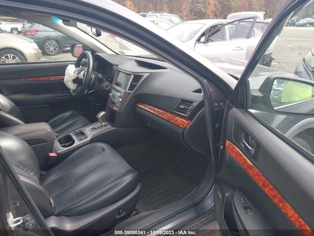 2011 SUBARU OUTBACK 3.6R LIMITED VIN: 4S4BRDLC8B2421186