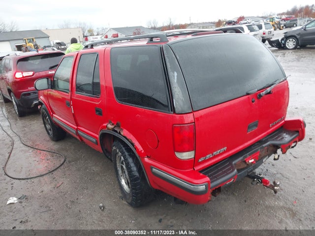 1999 CHEVROLET BLAZER LT VIN: 1GNDT13W4X2106181