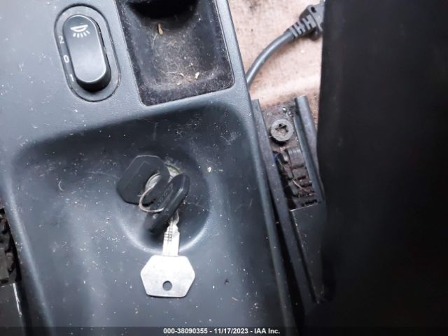 1992 SAAB 900 YS3AK76E5N7000917 Photo 10