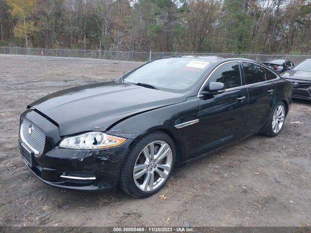 2012 JAGUAR XJ SAJWA1CB0CLV27390 Photo 1