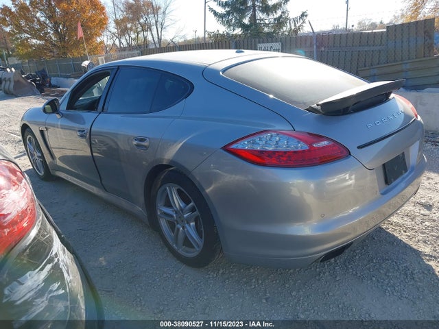 2012 PORSCHE PANAMERA WP0AA2A7XCL010286 Photo 2