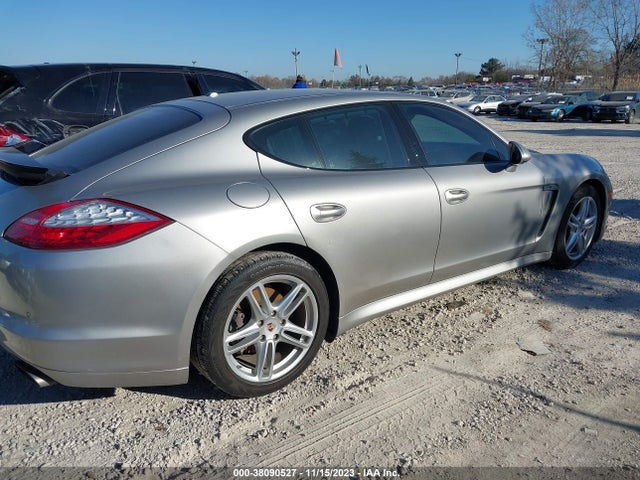 2012 PORSCHE PANAMERA WP0AA2A7XCL010286 Photo 3