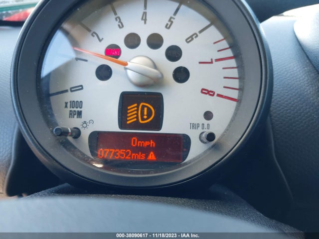 2011 MINI COOPER S COUNTRYMAN WMWZC5C55BWM11376 Photo 6