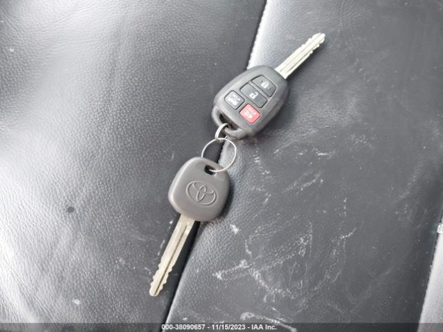 4T1BF1FK2GU128390 Toyota CAMRY LE