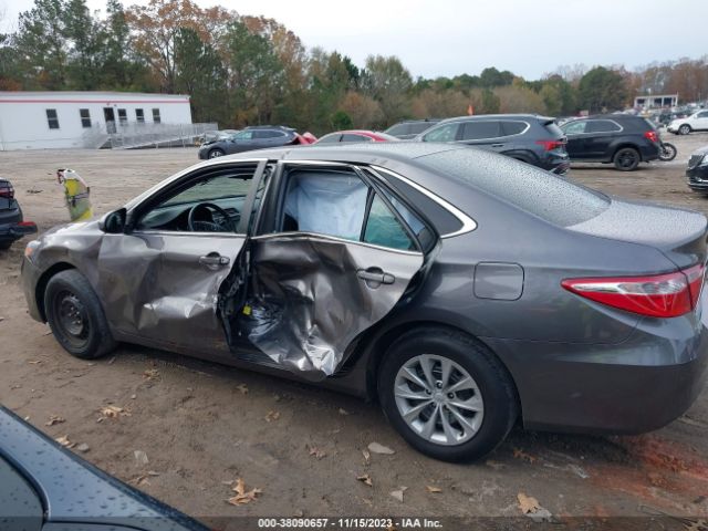 4T1BF1FK2GU128390 Toyota CAMRY LE