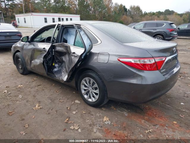 4T1BF1FK2GU128390 Toyota CAMRY LE