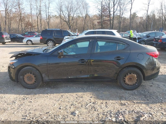2018 MAZDA MAZDA3 SPORT VIN: 3MZBN1U73JM217898