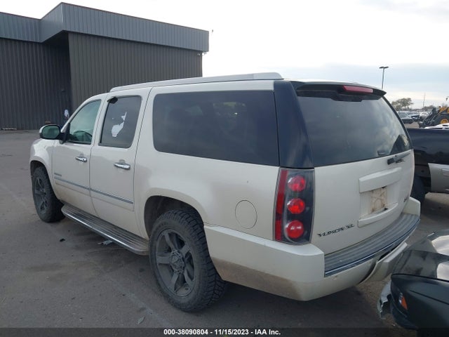 2013 GMC YUKON XL 1500 DENALI VIN: 1GKS2MEF2DR317498