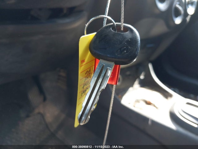 2011 HYUNDAI ACCENT GS VIN: KMHCM3AC1BU188126