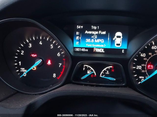 1FADP3F28JL265794 Ford FOCUS SE
