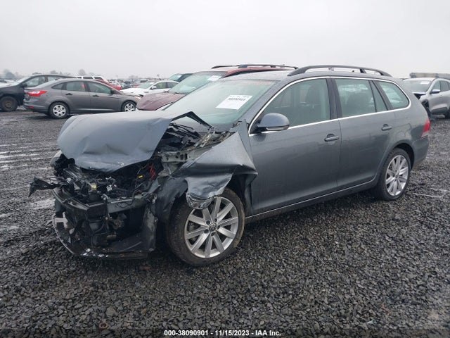 2014 VOLKSWAGEN JETTA SPORTWAGEN 2.0L TDI VIN: 3VWPL7AJ8EM611367