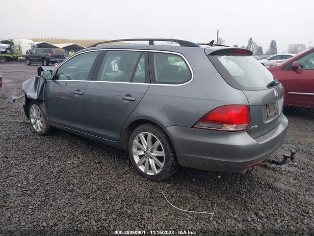2014 VOLKSWAGEN JETTA SPORTWAGEN 2.0L TDI VIN: 3VWPL7AJ8EM611367
