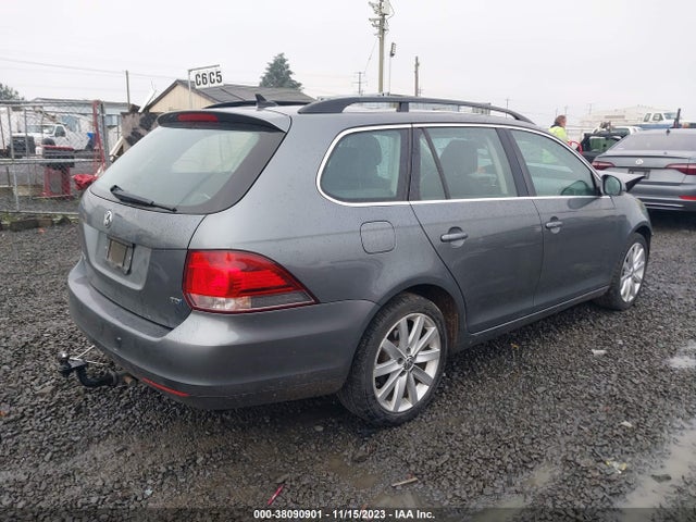 2014 VOLKSWAGEN JETTA SPORTWAGEN 2.0L TDI VIN: 3VWPL7AJ8EM611367
