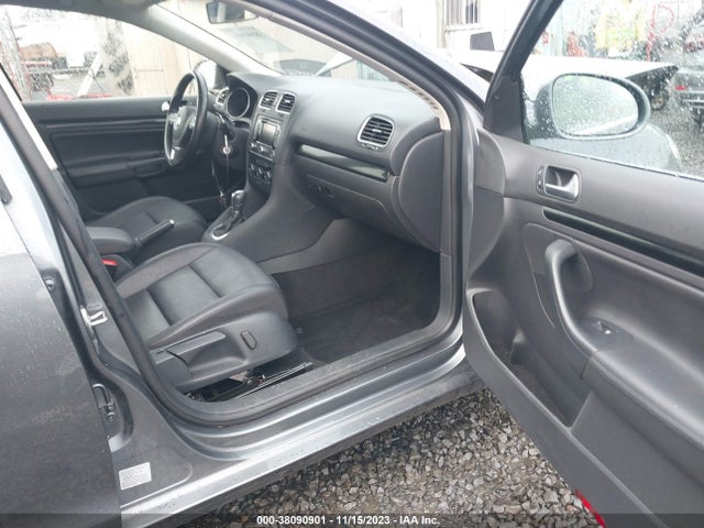 2014 VOLKSWAGEN JETTA SPORTWAGEN 2.0L TDI VIN: 3VWPL7AJ8EM611367