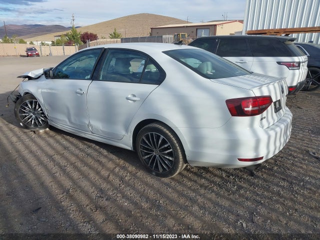 3VWD17AJ2GM283567 Volkswagen Jetta 1.8t Sport