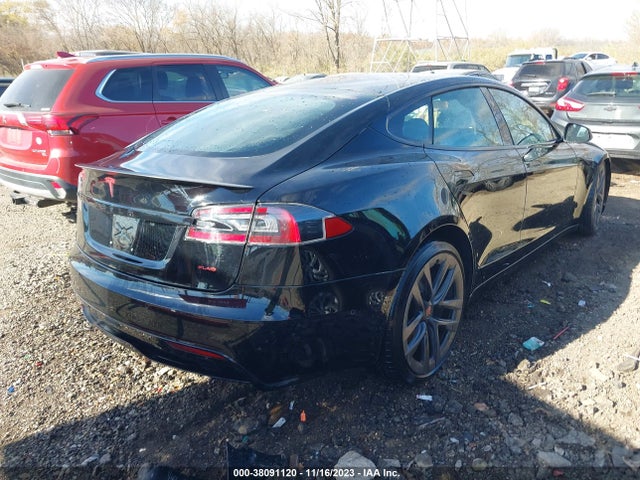 Tesla Model S Plaid Tri Motor All-wheel Drive 2021 5YJSA1E69MF443165 Image 4