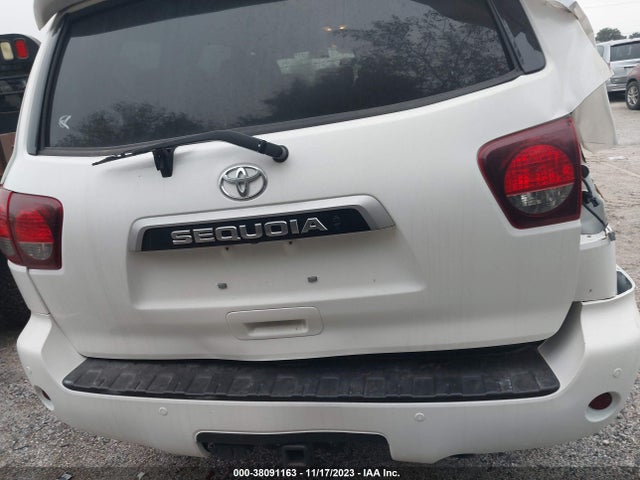 Toyota Sequoia Sr5 2020 5TDBY5G19LS175796 Image 16