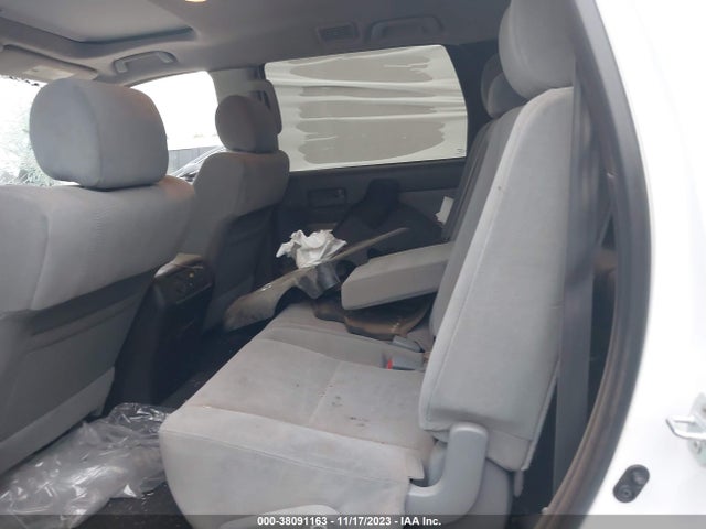 Toyota Sequoia Sr5 2020 5TDBY5G19LS175796 Image 8