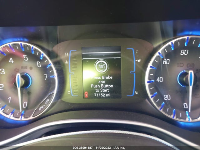2C4RC1DGXMR509083 Chrysler Voyager Lxi