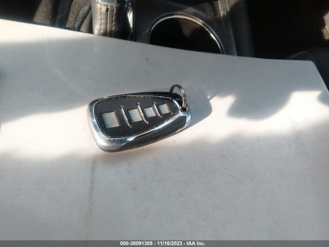 Продажа на аукционе авто 2017 Chevrolet Malibu 1lt, vin: 1G1ZE5ST1HF114264, номер лота: 38091305