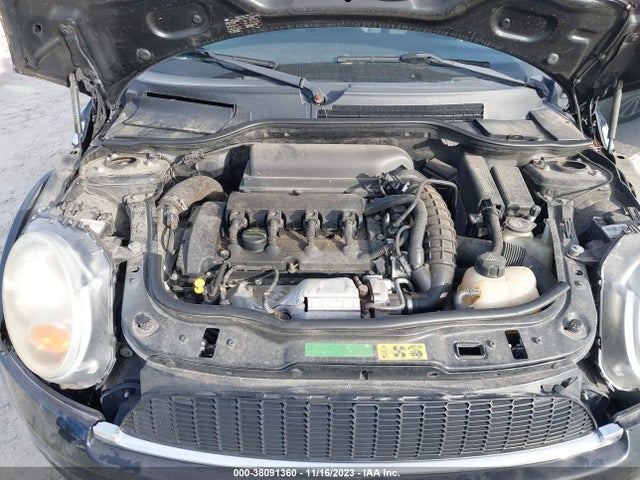 2010 MINI COOPER HARDTOP WMWMF7C53ATZ34635 Photo 9