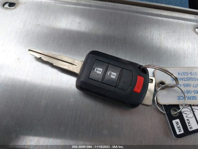 2017 MITSUBISHI MIRAGE G4 ML32F3FJ4HHF07849 Photo 10