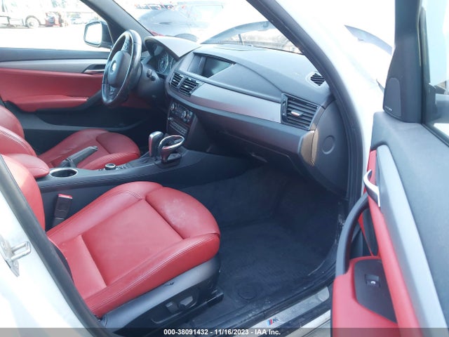 2013 BMW X1 XDRIVE35I VIN: WBAVM5C52DVV89329