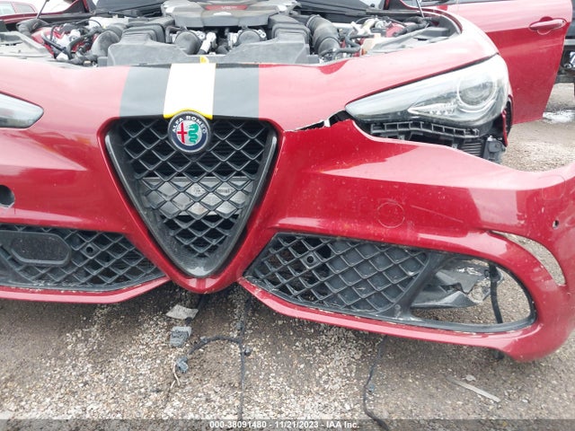 ZARFAEAV8J7574133 Alfa Romeo Giulia Quadrifoglio Rwd