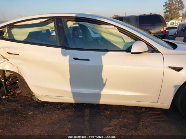 5YJ3E1EA6MF097928 Tesla Model 3 Standard Range Plus Rear-wheel Drive