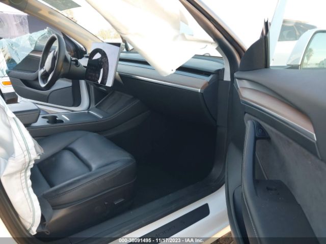 5YJ3E1EA6MF097928 Tesla Model 3 Standard Range Plus Rear-wheel Drive