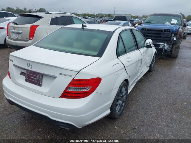 2013 MERCEDES-BENZ C 300 SPORT 4MATIC/LUXURY 4MATIC VIN: WDDGF8AB2DR293421