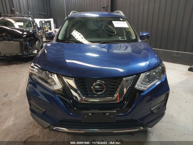 2018 NISSAN ROGUE SV VIN: 5N1AT2MV4JC836581