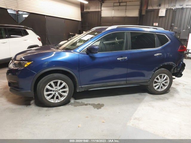 2018 NISSAN ROGUE SV VIN: 5N1AT2MV4JC836581