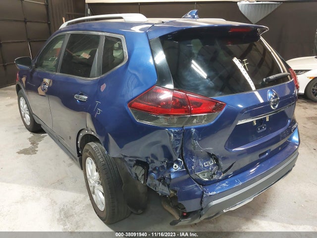 2018 NISSAN ROGUE SV VIN: 5N1AT2MV4JC836581