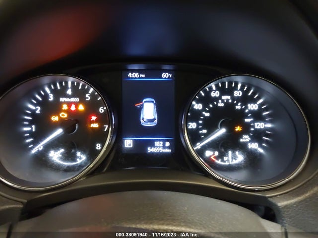 2018 NISSAN ROGUE SV VIN: 5N1AT2MV4JC836581