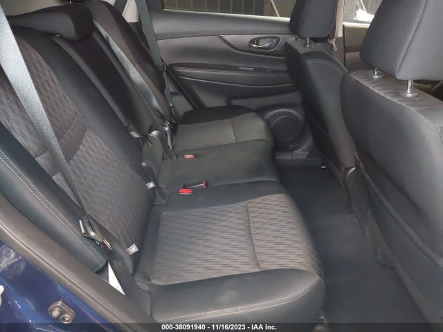 2018 NISSAN ROGUE SV VIN: 5N1AT2MV4JC836581