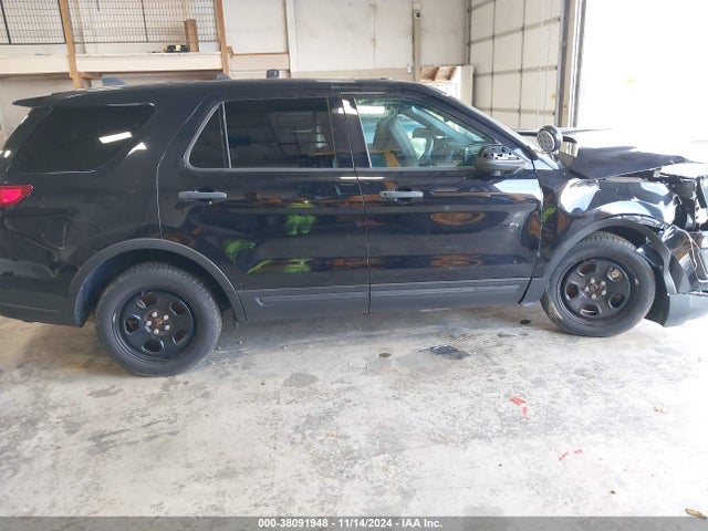 Ford Police Interceptor Utility 2019 1FM5K8AR8KGA63266 Image 14