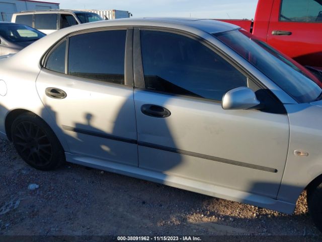 2005 SAAB 9-3 YS3FD49Y951051392 Photo 5