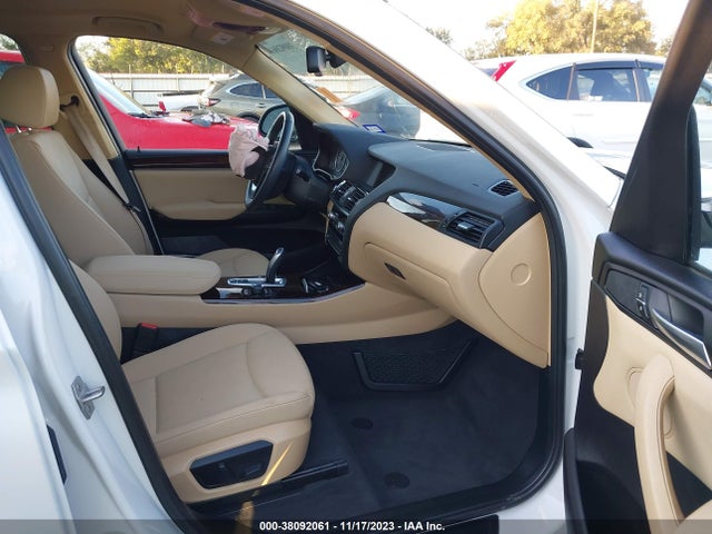 Aukcja sprzedaży 2017 Bmw X3 Sdrive28i, vin: 5UXWZ7C30H0X41404, numer aukcji: 38092061