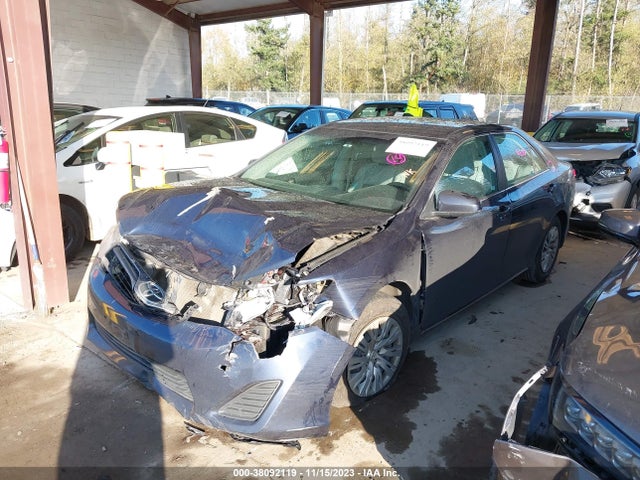Toyota CAMRY LE 2014 4T4BF1FK8ER430673 Image 2