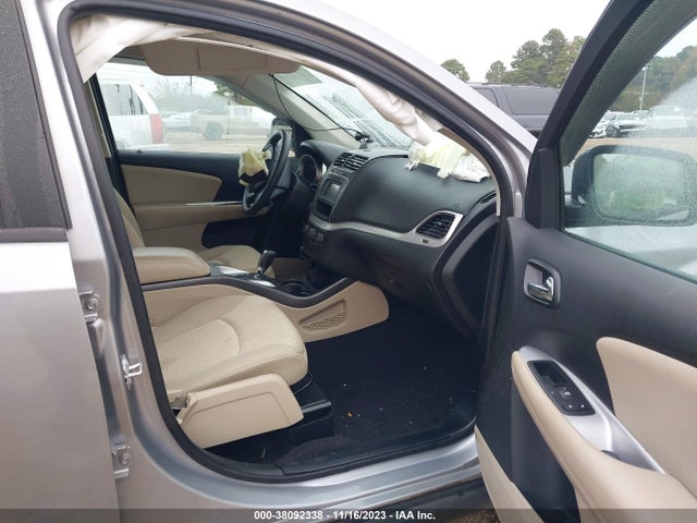 2018 DODGE JOURNEY SE VIN: 3C4PDCAB4JT242783
