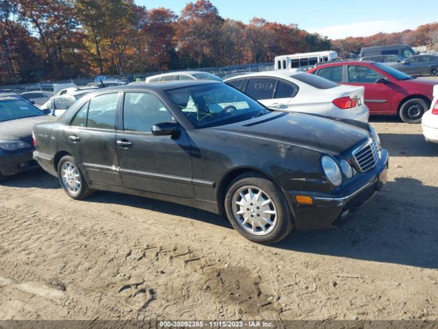 2001 MERCEDES-BENZ E-CLASS WDBJF82J91X058493