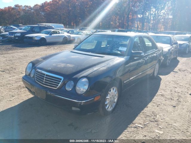 2001 MERCEDES-BENZ E-CLASS WDBJF82J91X058493 Photo 1