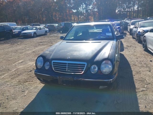 2001 MERCEDES-BENZ E-CLASS WDBJF82J91X058493 Photo 5