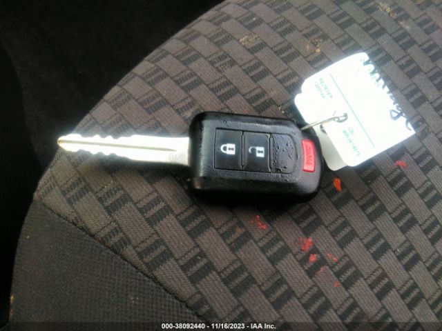 ML32A3HJXHH013973 Mitsubishi MIRAGE ES
