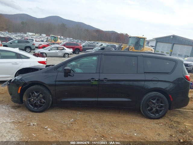 2018 CHRYSLER PACIFICA TOURING L VIN: 2C4RC1BGXJR274313