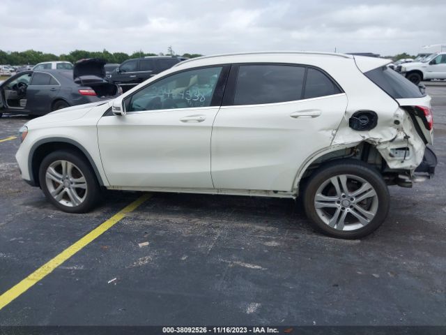 WDCTG4GB4JJ373961 Mercedes-Benz Gla Gla 250