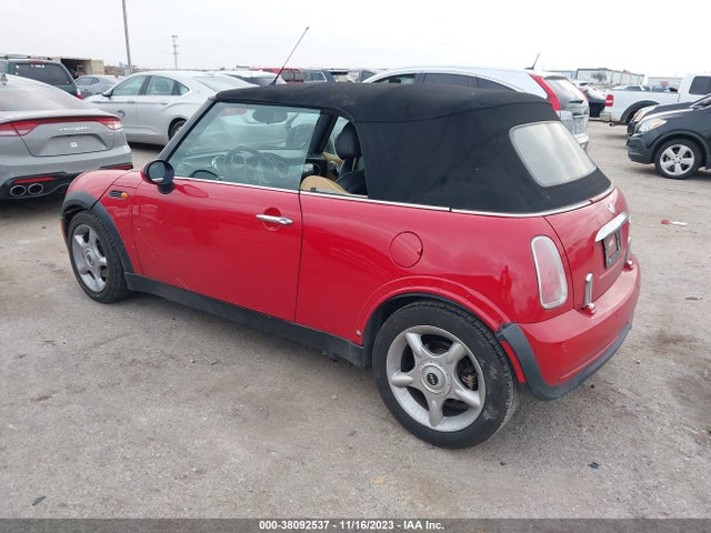 2005 MINI COOPER WMWRF33435TG11703 Photo 2
