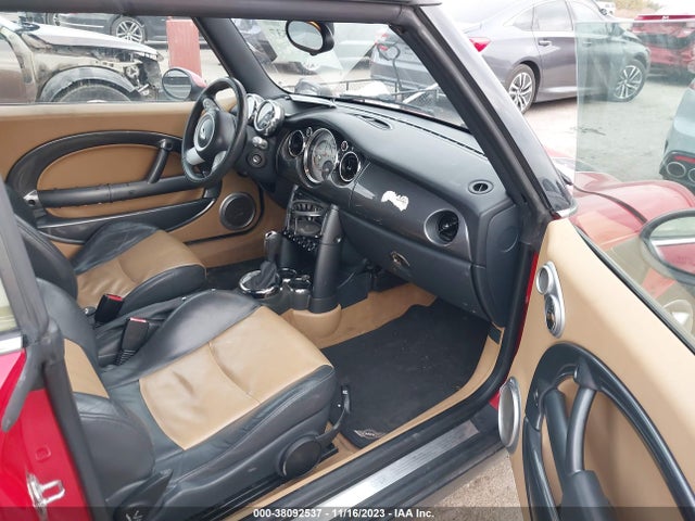 2005 MINI COOPER WMWRF33435TG11703 Photo 4